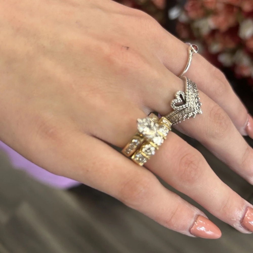 .95 Carat Center Diamond Ring Set.  Natural, Not Lab Grown.  14K Yellow Gold. - Picture 3 of 17